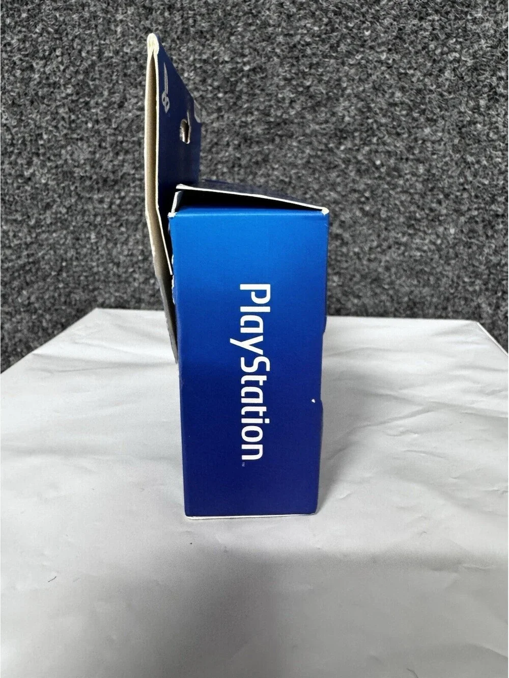 Playing Cards Collectible Sony PlayStation PS1  Tin Officially Licensed NEW